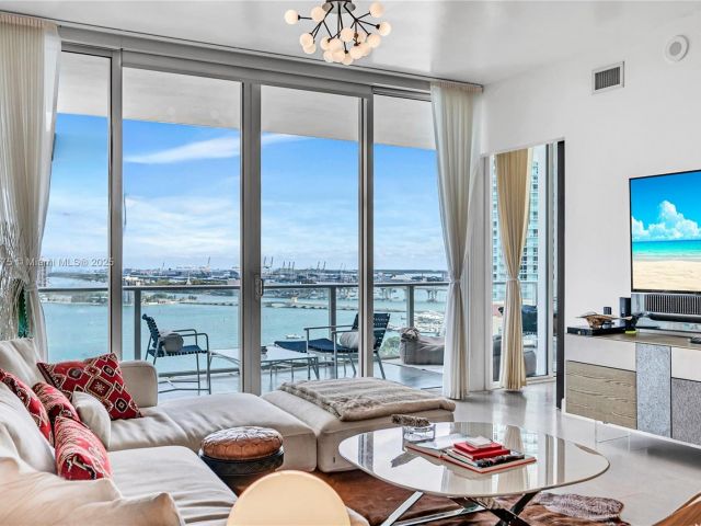 Apartment for sale  Unit #1906 - photo 6796463