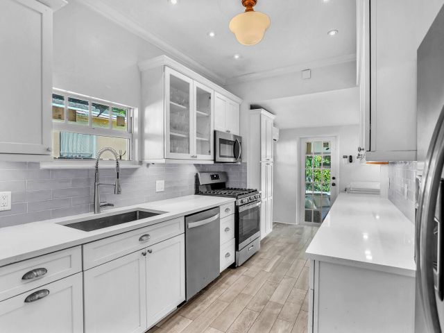 Home for sale at 529 34th Street - photo 6808478