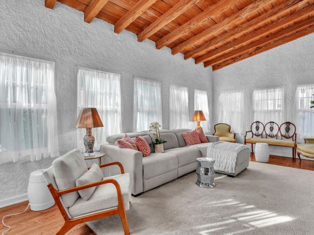 Home for sale at 529 34th Street - photo 6808491