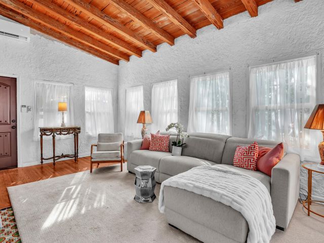 Home for sale at 529 34th Street - photo 6808492