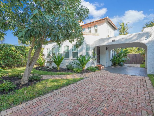 Home for sale at 529 34th Street - photo 6808495