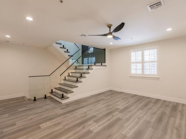 Home for rent at 312 W Mallory Circle - photo 6798645