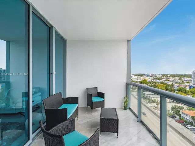 Apartment for sale  Unit #1103 - photo 6791295