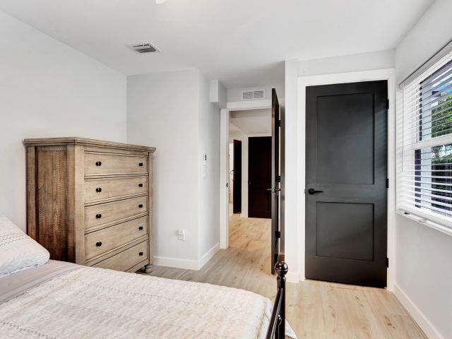 Home for rent at 320 NW 3rd Avenue - photo 6798569