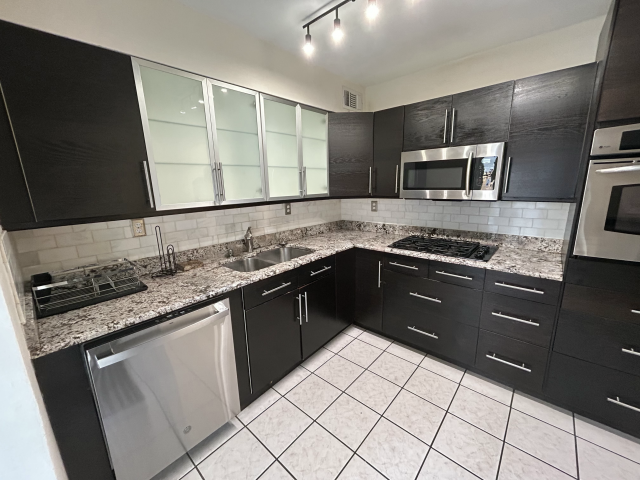 Home for rent at 5839 Daphne Drive - - photo 6846513