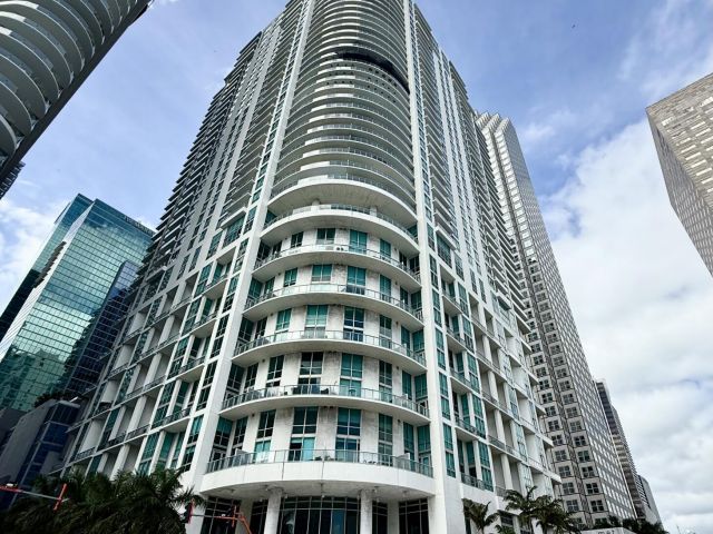 Apartment for sale  Unit #T-2209 - photo 6805802