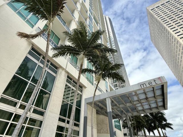 Apartment for sale  Unit #T-2209 - photo 6805803