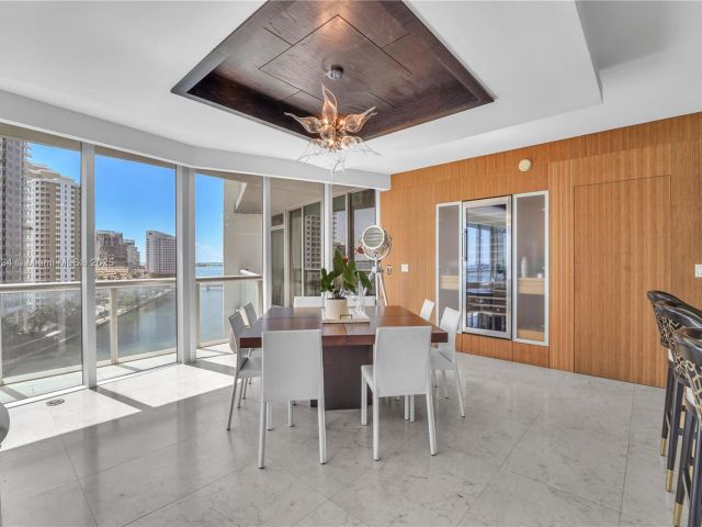 Apartment for sale  Unit #1001 - photo 6792690