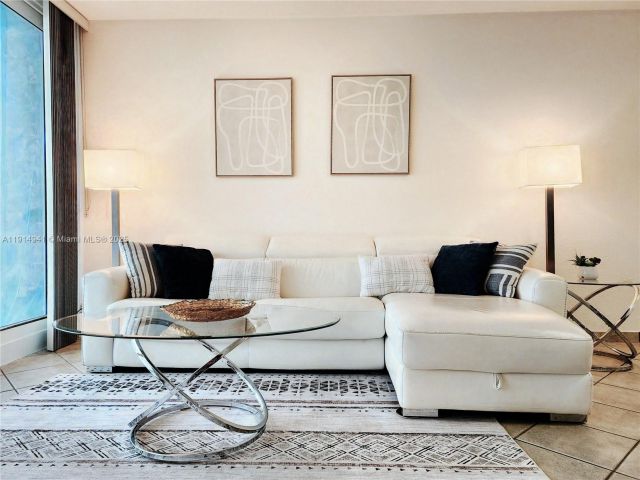 Apartment for sale  Unit #1202 - photo 6792594