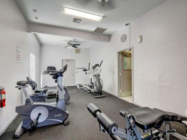 Home for rent at 9147 Vineland Court C - photo 6814513