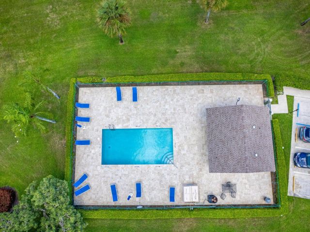 Home for rent at 9147 Vineland Court C - photo 6814515