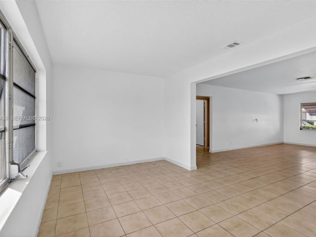 2-bedroom home for rent in West Palm Beach - 5331 Belleville Rd . - MondialRealty