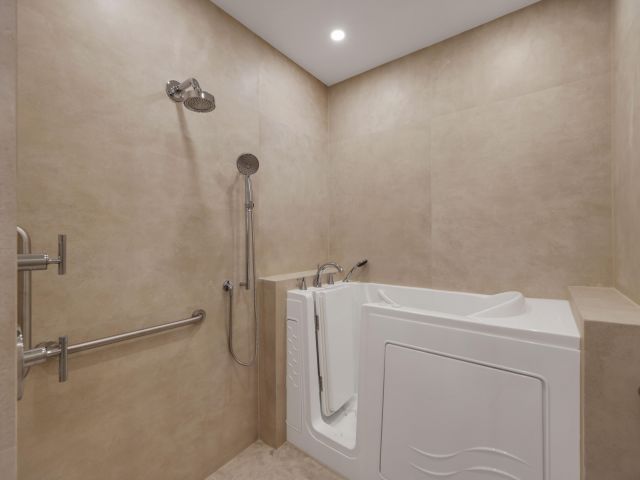 Home for rent at 5537 NW 21 Way - photo 6797110