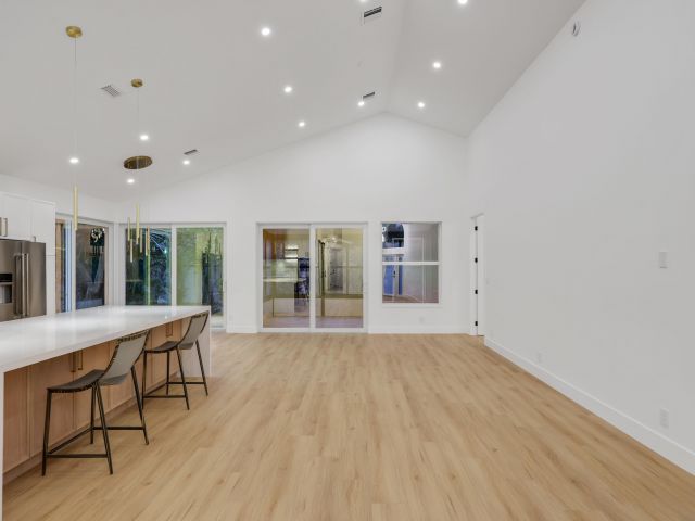 Home for rent at 5537 NW 21 Way - photo 6797118