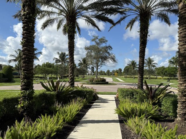 Home for rent at 9932 Brickhill Drive - photo 6797093