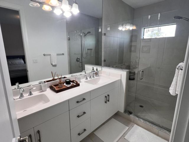 Home for rent at 9932 Brickhill Drive - photo 6797097