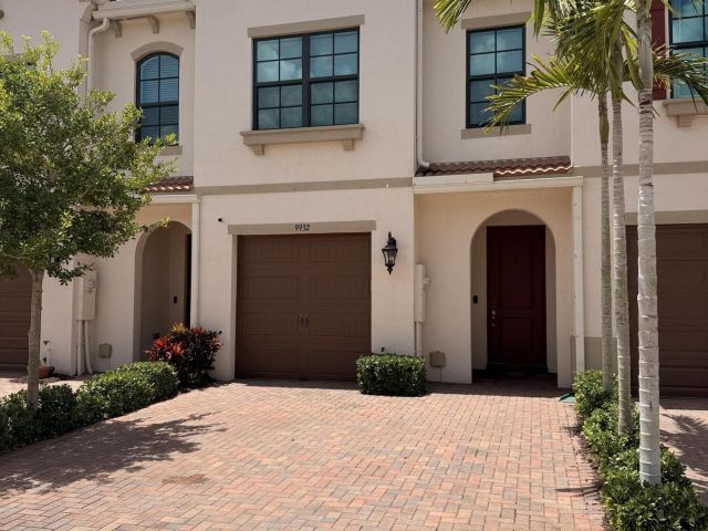 Home for rent at 9932 Brickhill Drive - photo 6797104