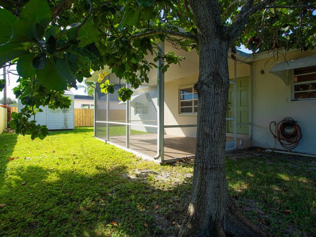 Home for sale at 7614 S Olive Avenue - photo 6808528