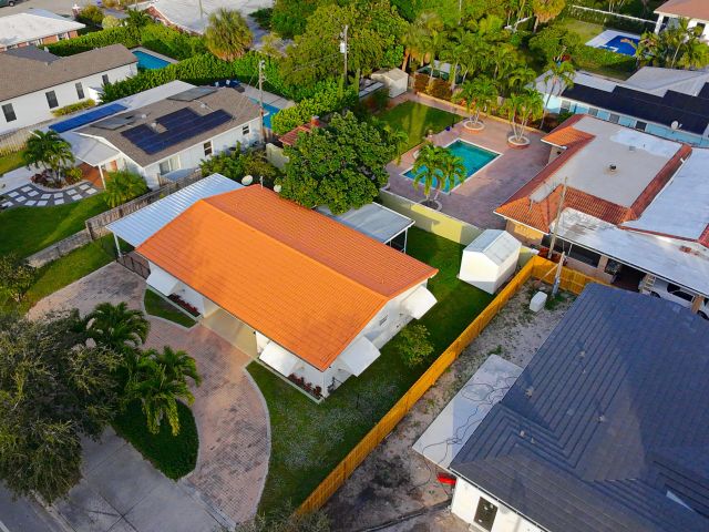 Home for sale at 7614 S Olive Avenue - photo 6808536