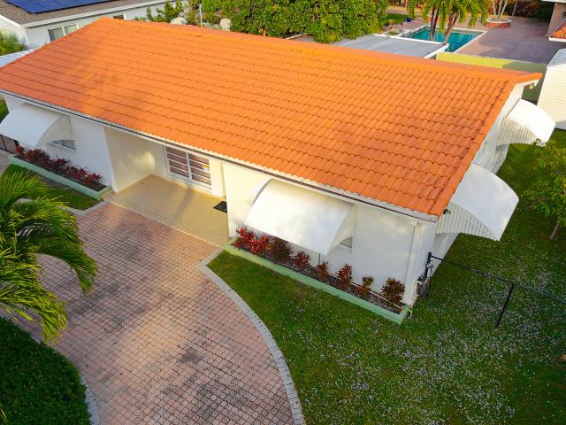 Home for sale at 7614 S Olive Avenue - photo 6808540