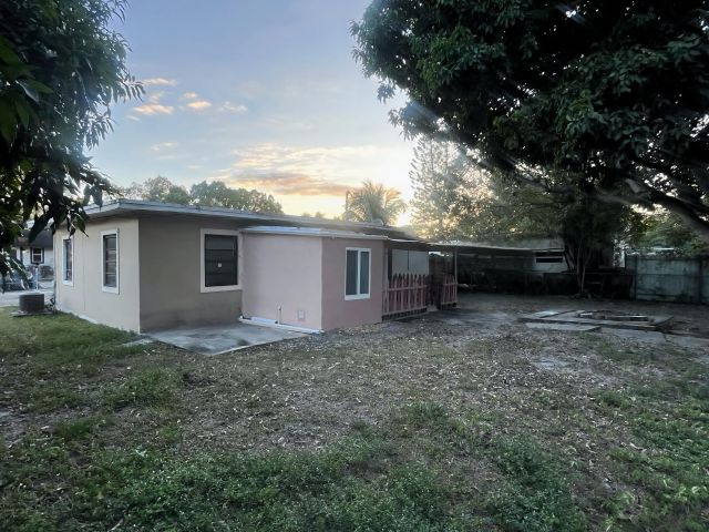 Home for rent at 1121 NW 140 Terrace - photo 6799457