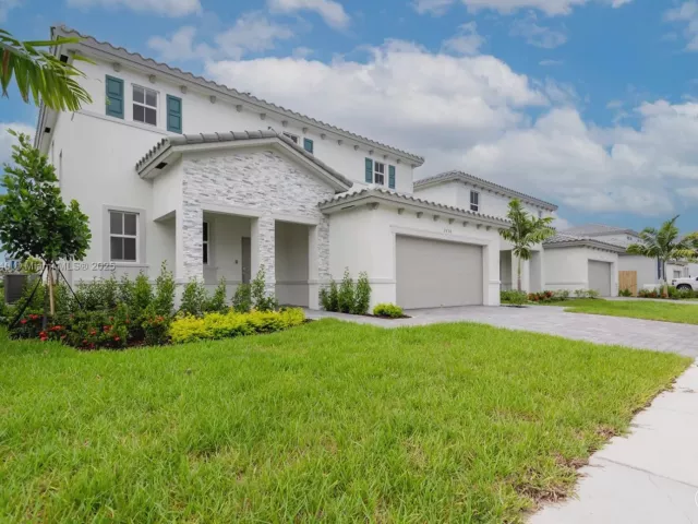 5-bedroom home for rent in Homestead - 2636 SE 8th Ct - MondialRealty