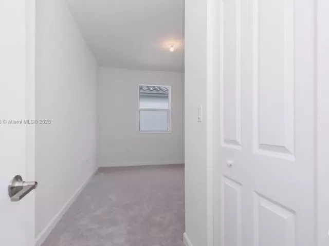 5-bedroom home for rent in Homestead - 2636 SE 8th Ct - MondialRealty