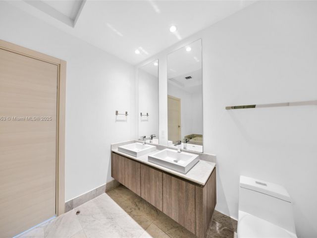 Apartment for rent  Unit #5204 - photo 6794887