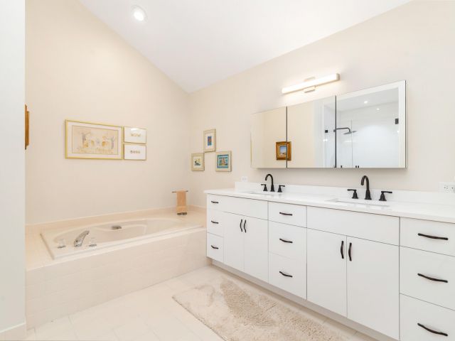 Home for rent at 2725 Meadowlark Lane - photo 6797026