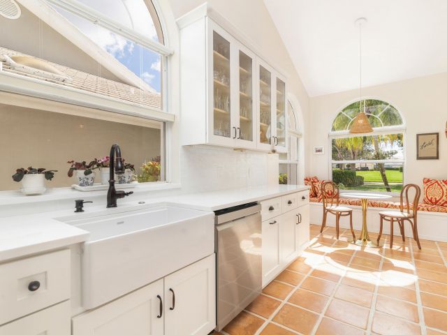 Home for rent at 2725 Meadowlark Lane - photo 6797031