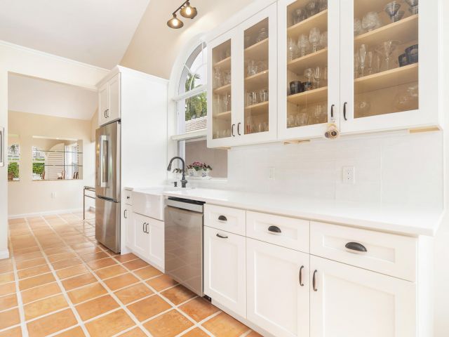 Home for rent at 2725 Meadowlark Lane - photo 6797032