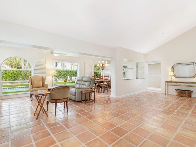 Home for rent at 2725 Meadowlark Lane - photo 6797037