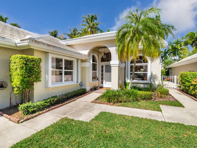 Home for rent at 2725 Meadowlark Lane - photo 6797042