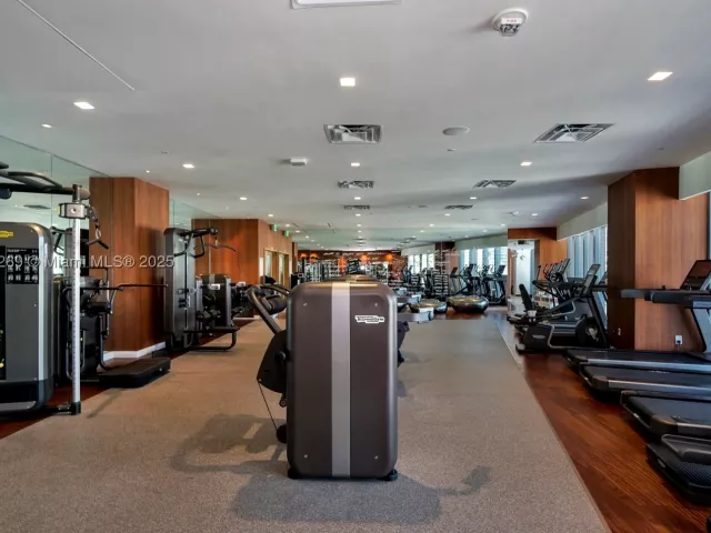 1-bedroom condo for sale in Miami - 1300 S Miami Ave 1407 - MondialRealty