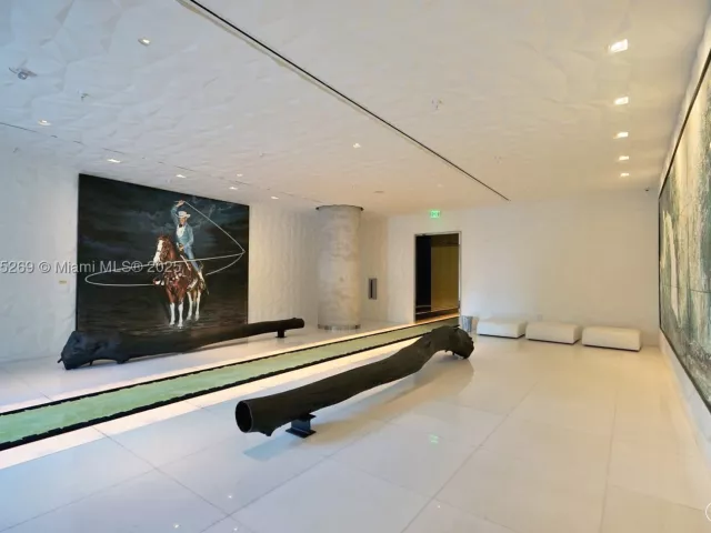 1-bedroom condo for sale in Miami - 1300 S Miami Ave 1407 - MondialRealty