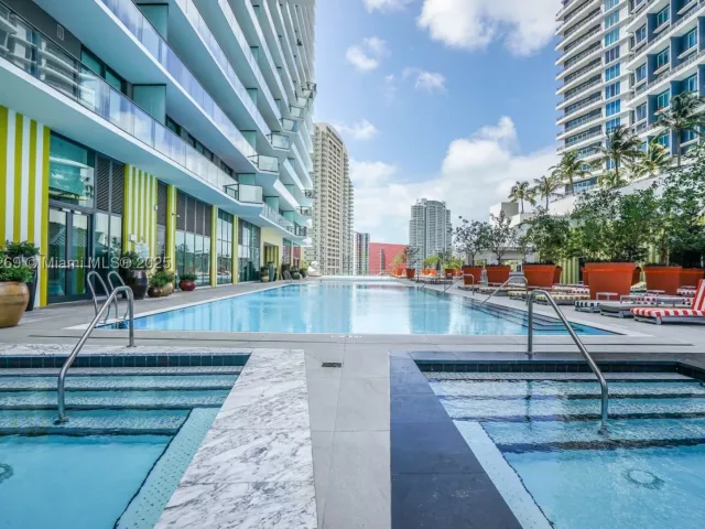 1-bedroom condo for sale in Miami - 1300 S Miami Ave 1407 - MondialRealty