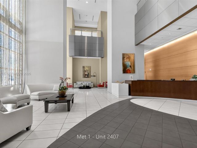 Apartment for sale  Unit #T-2407 - photo 7429961