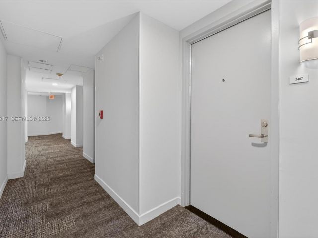 Apartment for sale  Unit #T-2407 - photo 7429963