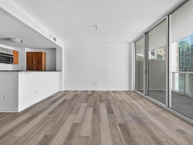 Apartment for sale  Unit #T-2407 - photo 7429975