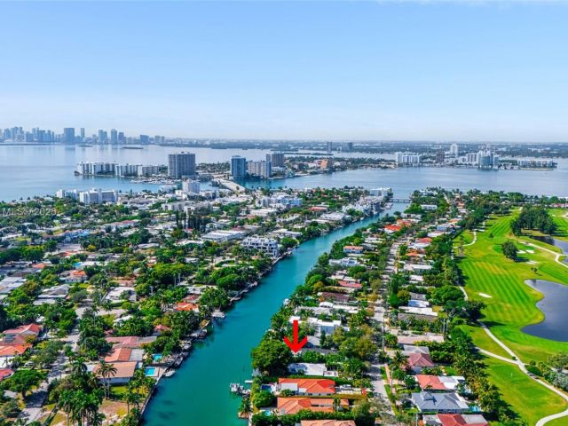 Home for sale at 550 S Shore Dr - photo 7433920