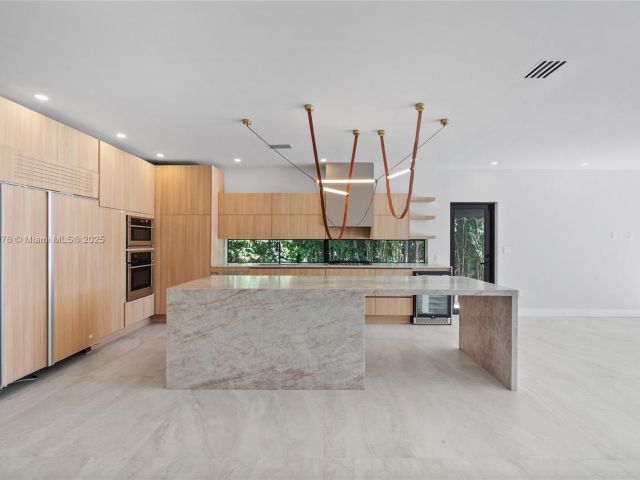 Home for sale at 550 S Shore Dr - photo 7433932