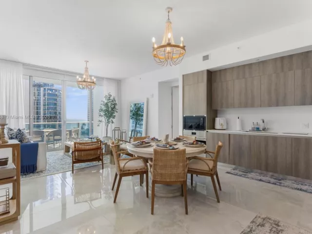 2-bedroom condo for rent in Sunny Isles Beach - 17550 Collins Ave 802 - MondialRealty