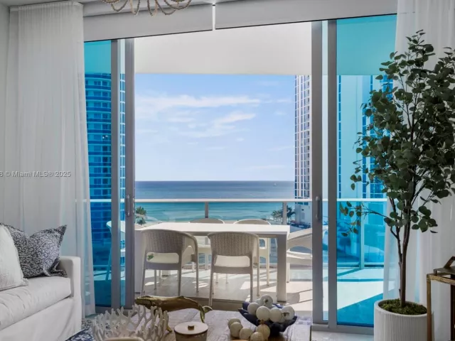 2-bedroom condo for rent in Sunny Isles Beach - 17550 Collins Ave 802 - MondialRealty