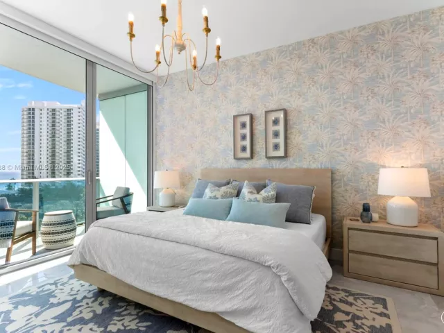 2-bedroom condo for rent in Sunny Isles Beach - 17550 Collins Ave 802 - MondialRealty