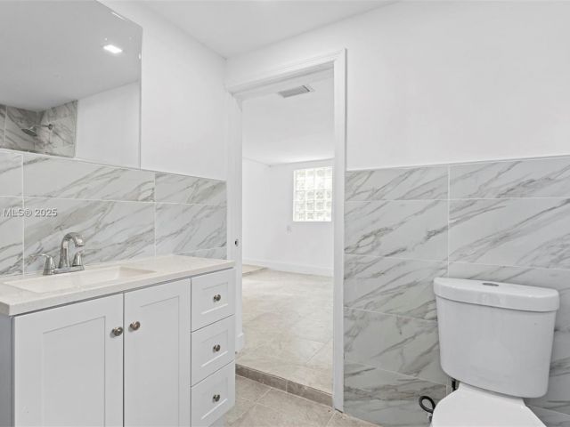 Home for sale at 760 NW 126th St - photo 6795618