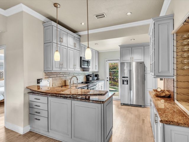 Home for rent at 436 38th Street N - photo 6797504