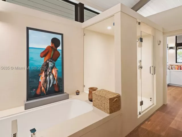 4-bedroom home for sale in Coral Gables - 820 San Pedro Ave - MondialRealty