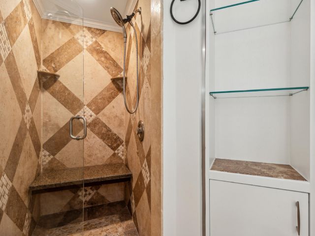 Home for sale at 14 NW 24th Street - photo 6822373