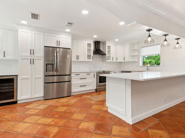 Home for sale at 14 NW 24th Street - photo 6822381