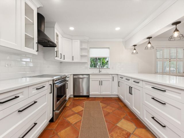 Home for sale at 14 NW 24th Street - photo 6822382